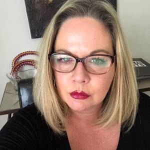 Meet your Posher, Caroline